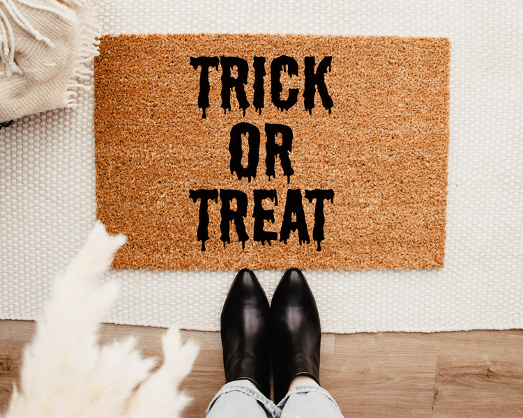Spooky Trick or Treat Doormat